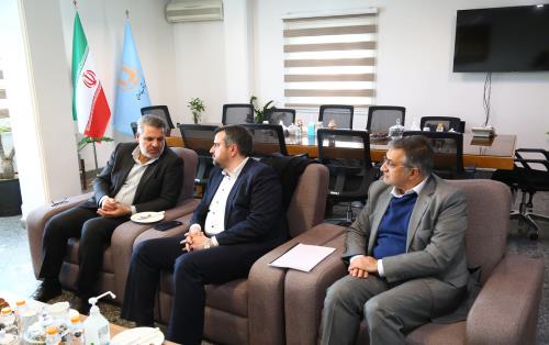 جلسه مهندس صالحی رئیس بنیاد مسکن انقلاب اسلامی با مدیر عامل شرکت شصتا